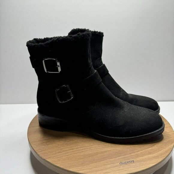 Unisa All Black Ankle Faux Suede Boots Faux Fur Lining Buckle Straps Size 8M - Picture 1 of 6